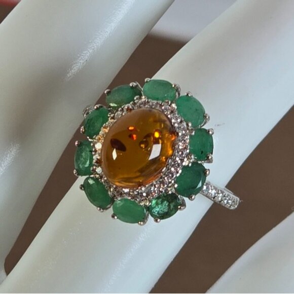925 Sterling Silver Ring with Natural Amber & Emerald Gemstones - Picture 7 of 15